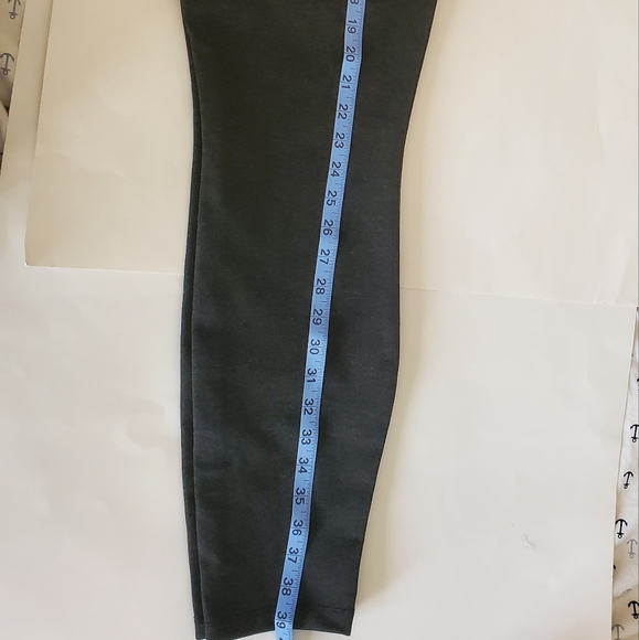 Stretchable Skinny Jeggings size 0x (14w) - Picture 9 of 11